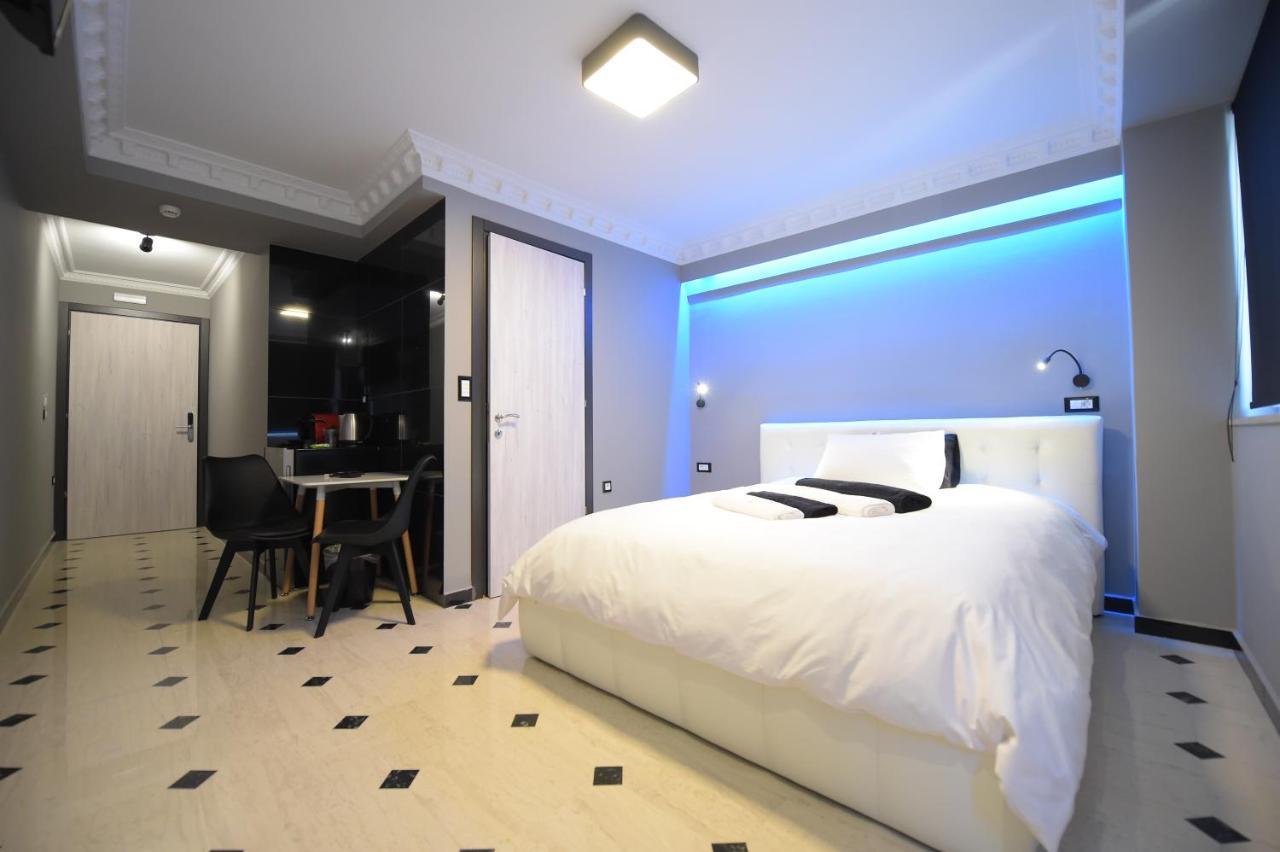 Pietra Mare Suites Patras Luaran gambar