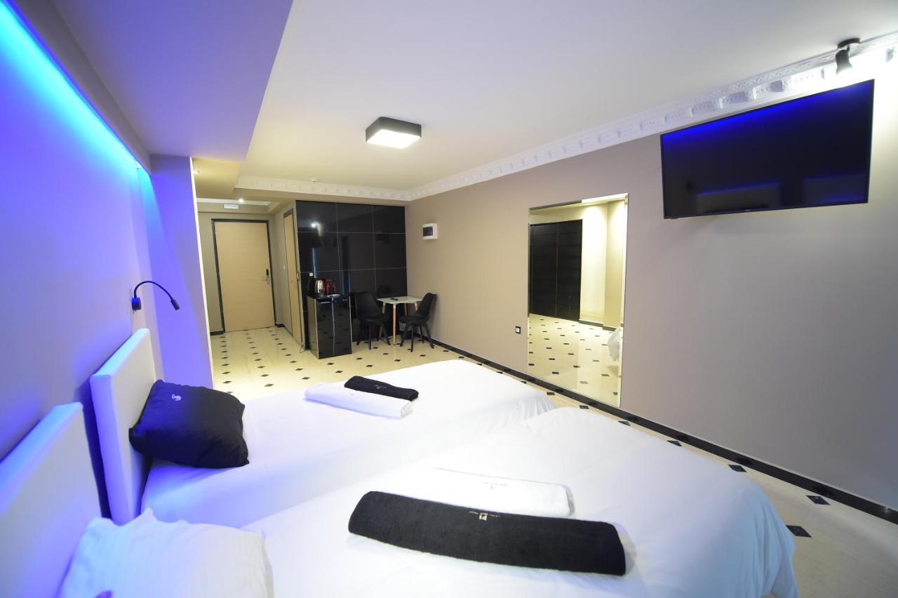 Pietra Mare Suites Patras Luaran gambar