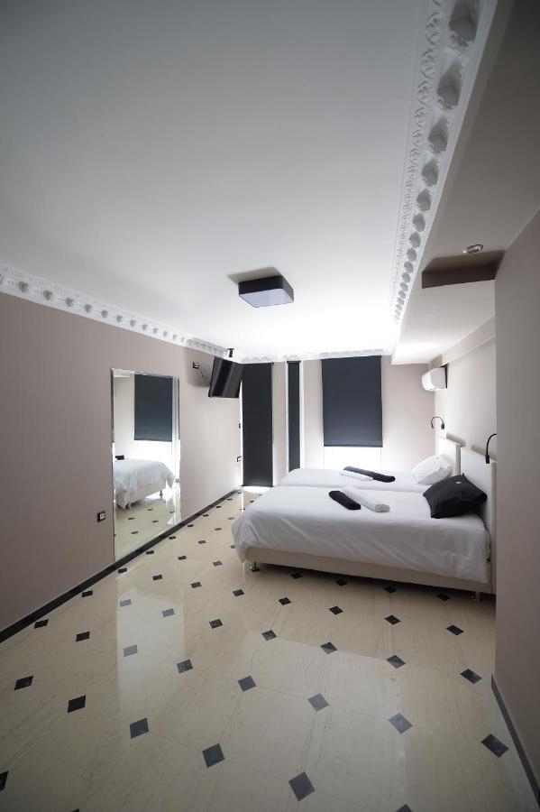 Pietra Mare Suites Patras Luaran gambar