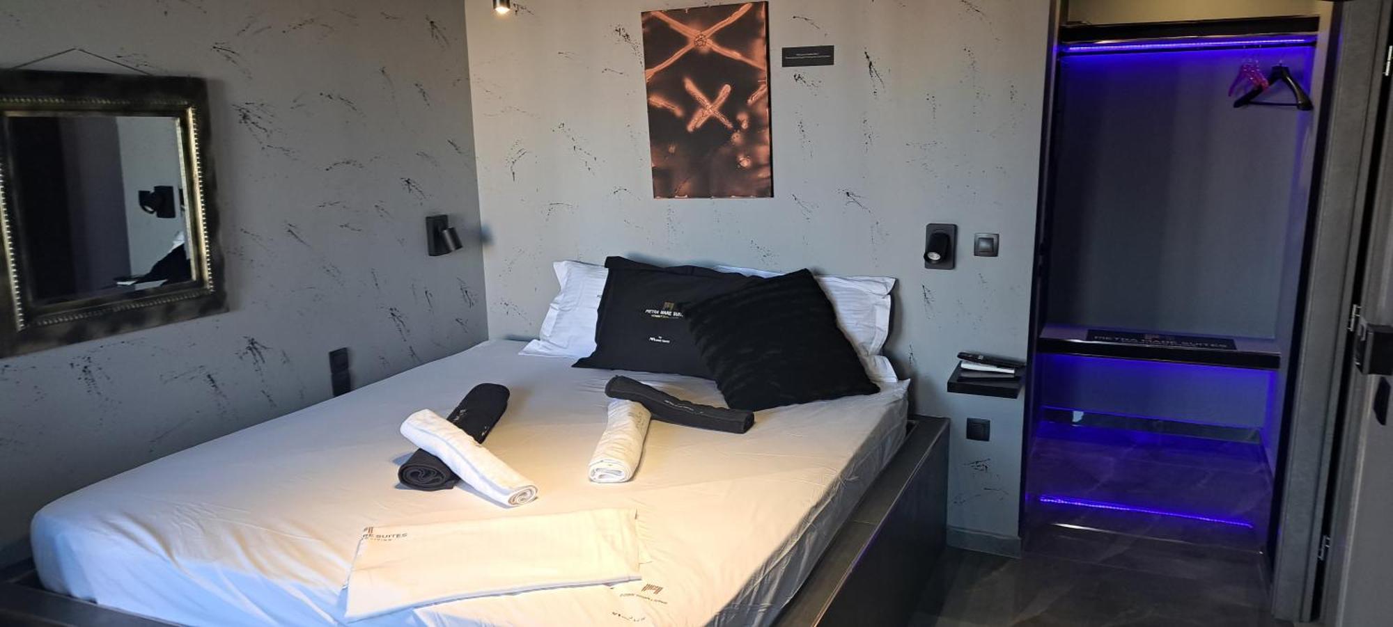 Pietra Mare Suites Patras Luaran gambar