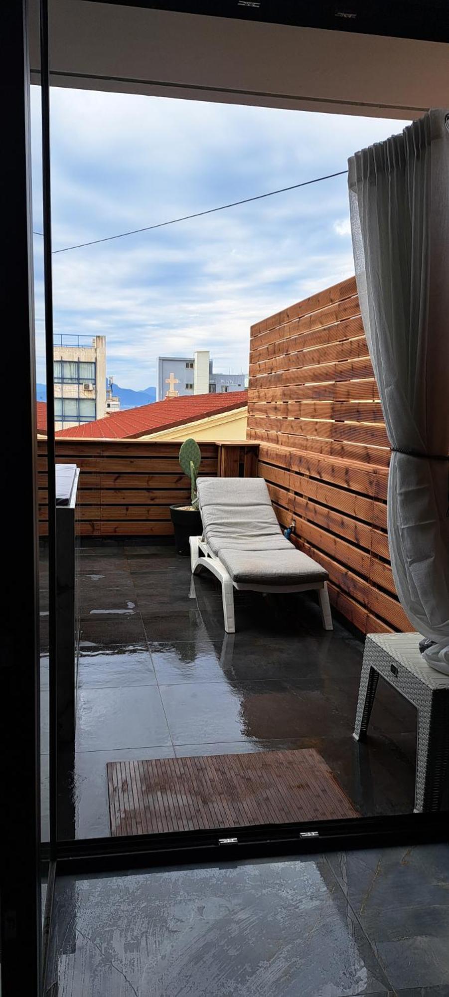 Pietra Mare Suites Patras Luaran gambar