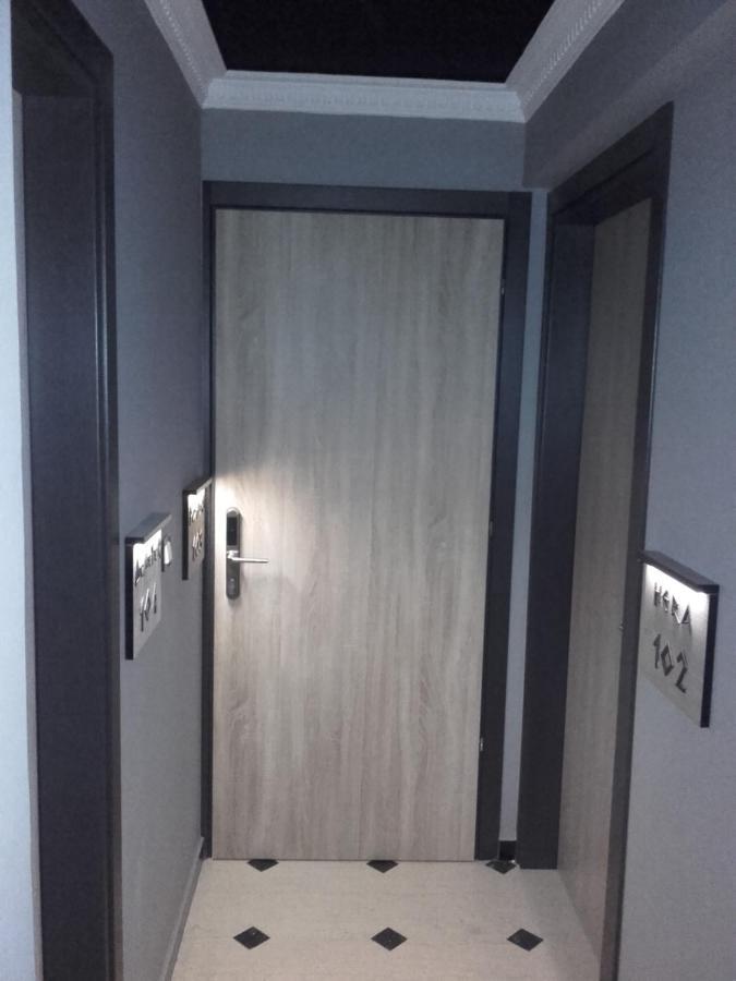Pietra Mare Suites Patras Luaran gambar