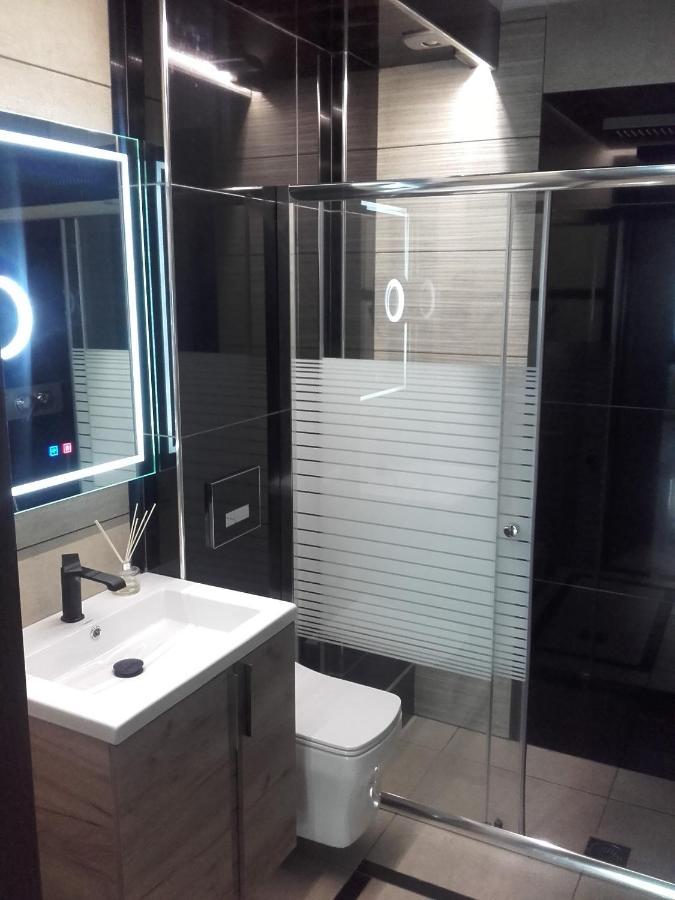 Pietra Mare Suites Patras Luaran gambar