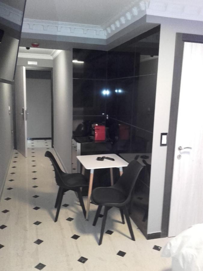 Pietra Mare Suites Patras Luaran gambar